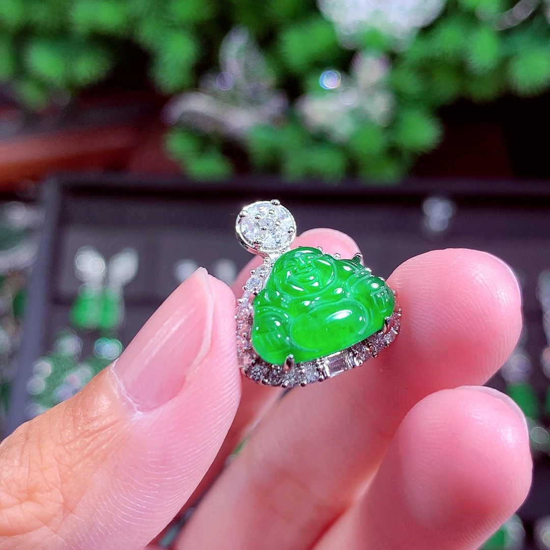 颈饰未镶嵌翡翠天然