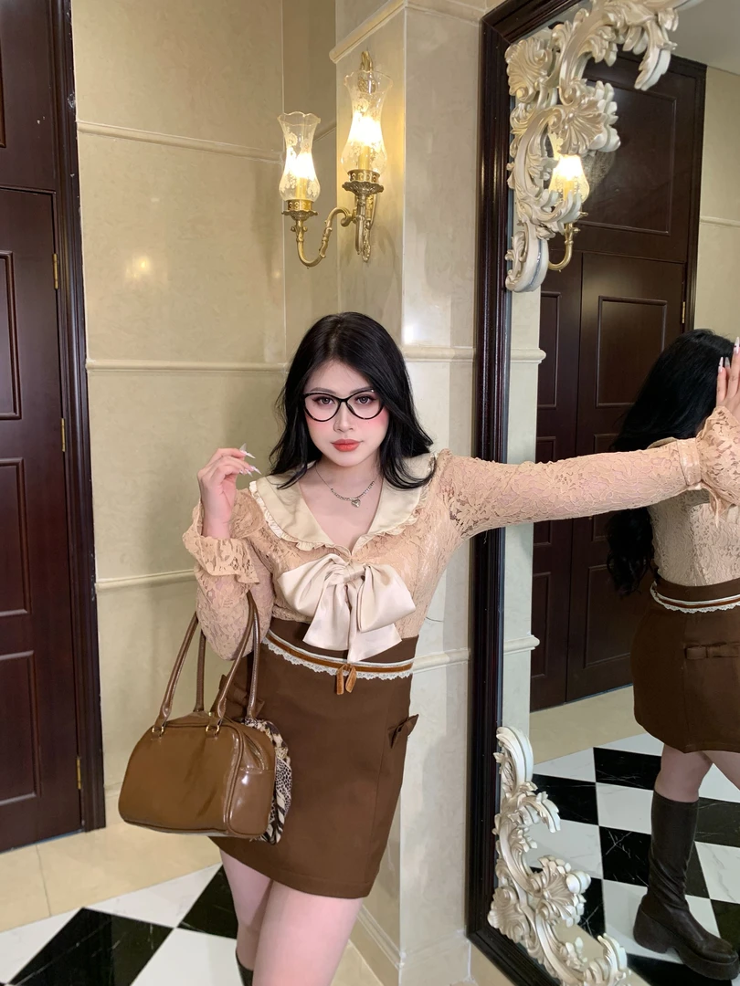 【PPEIQI】"卡布奇诺”大码蝴蝶结蕾丝复古上衣显瘦高腰包臀短半裙