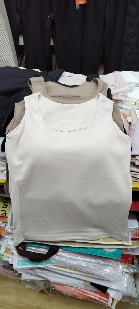 女款带杯垫小方领背心8805