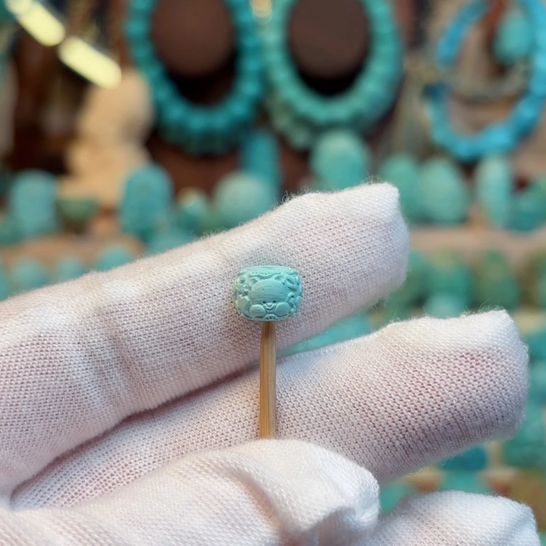 绿松石配饰未镶嵌