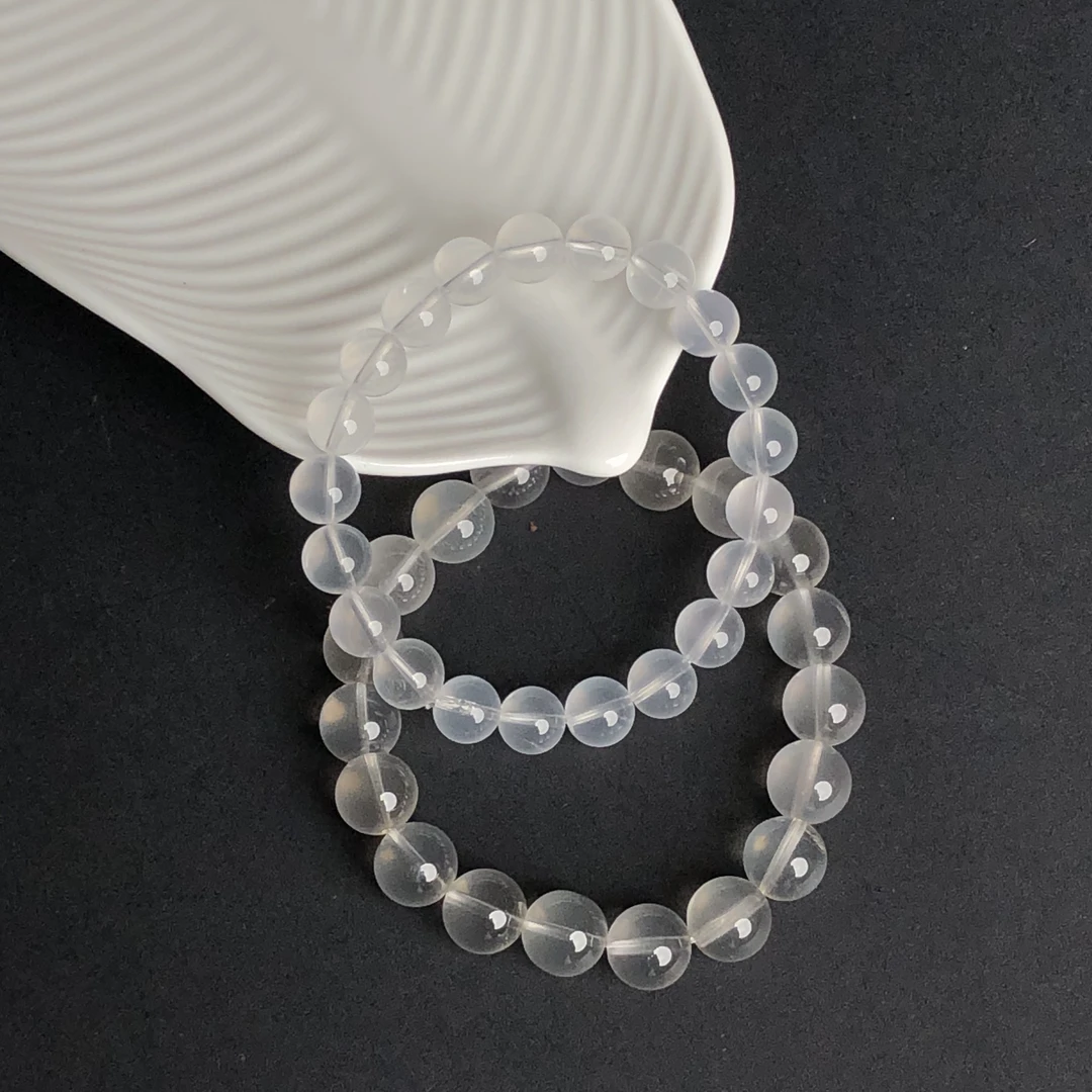 奶白晶手串男女同款货号910多样性发其一礼物饰品