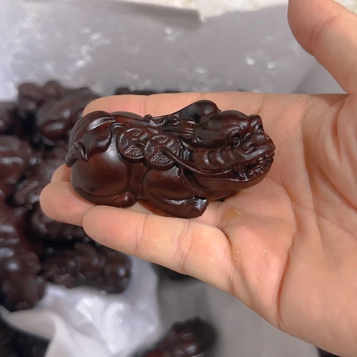 木黑檀木8貔貅一只