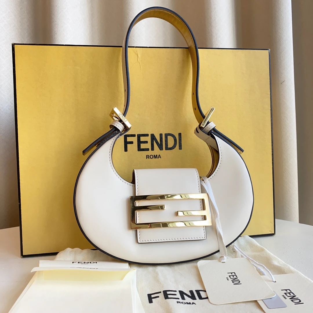 95新 FENDI/芬迪 小野专属/95新/芬迪/单肩包/DY1282