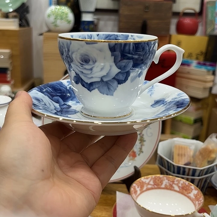 瓷片西和哈哈哈真的好