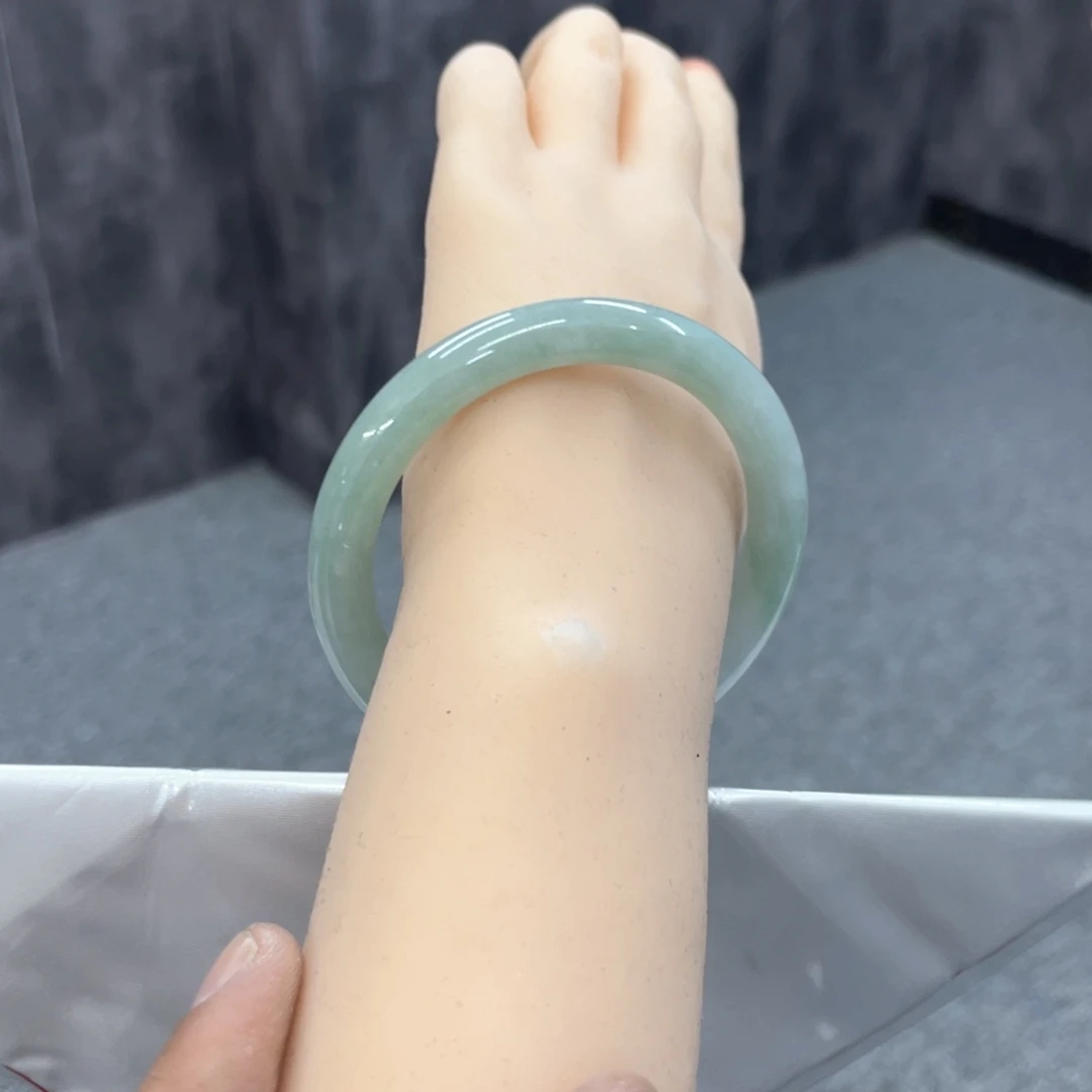 未镶嵌手镯翡翠未镶嵌翡翠