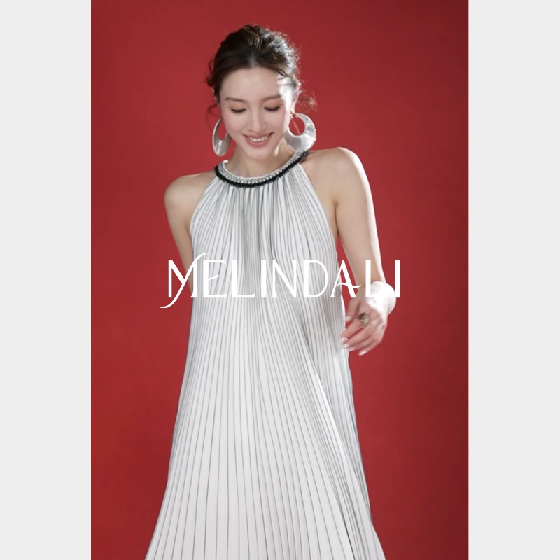 Melinda Li【阿卡贝拉】法式度假风轻奢条纹印花立体压褶长款连衣裙