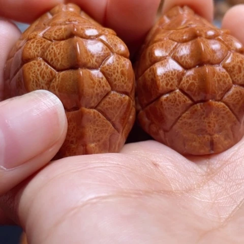 吊坠橄榄核龙脊富甲手球3.2