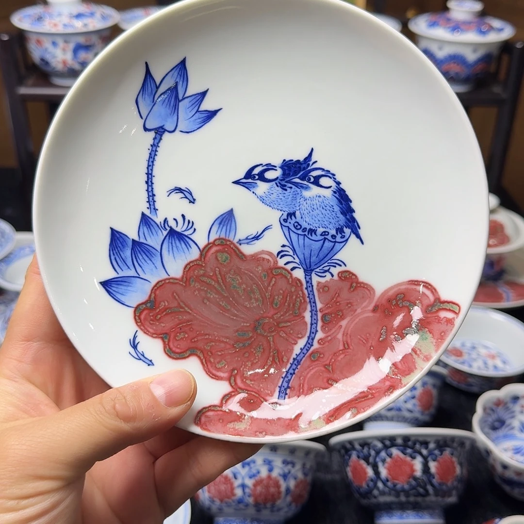 青花釉里红壶承微瑕