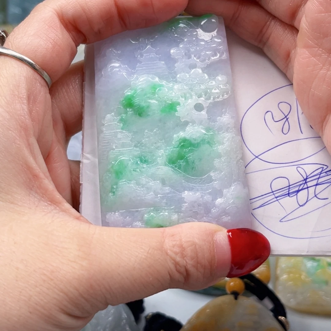 客***产翡翠未镶嵌颈饰翡翠