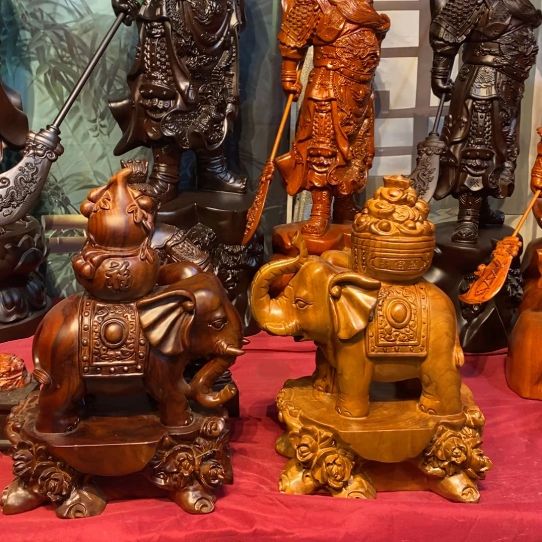 塞***医香樟木工艺品摆件