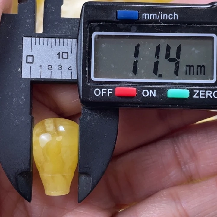 蜜蜡未镶嵌裸石14杂