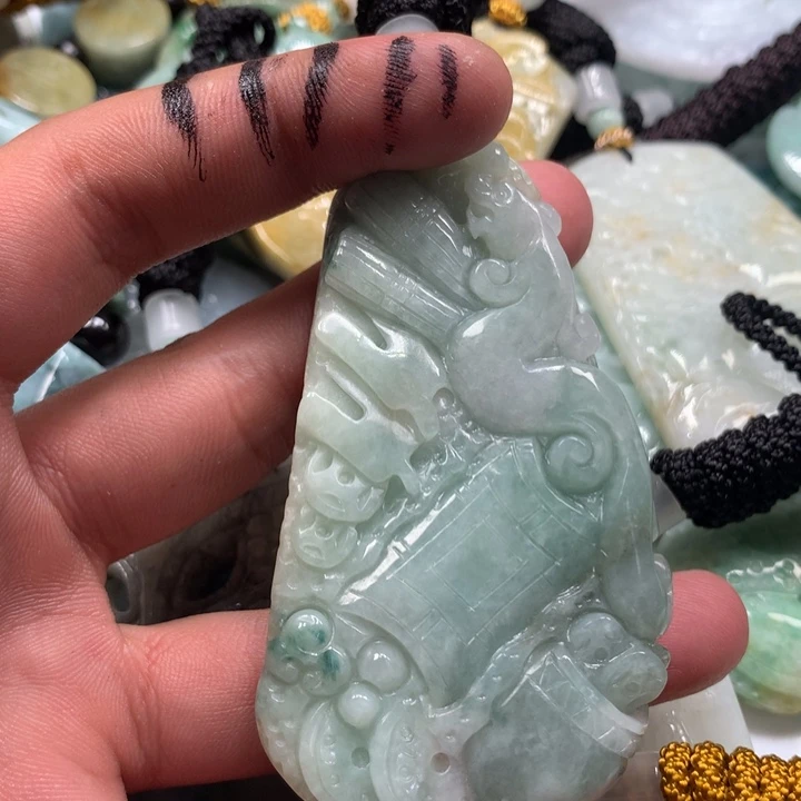 颈饰未镶嵌翡翠保真天然a货翡翠