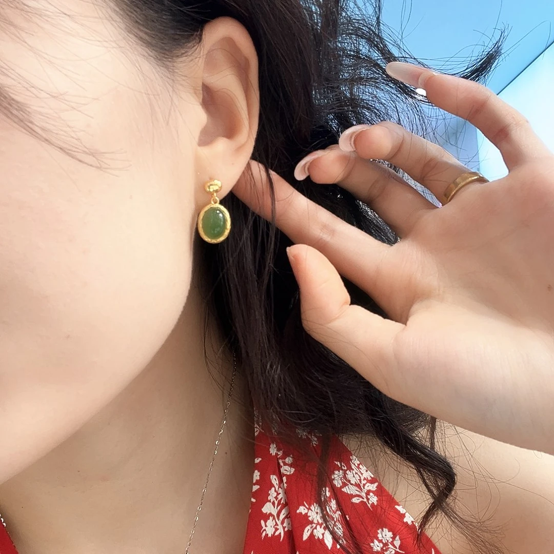 和田玉未镶嵌耳饰