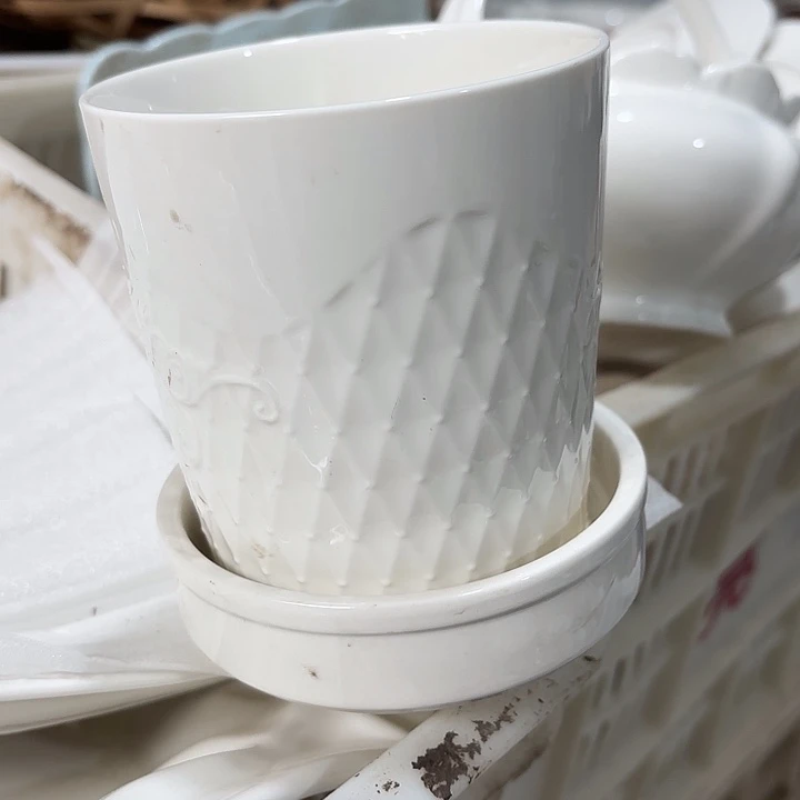 碟筷子捅工厂库存微瑕产品