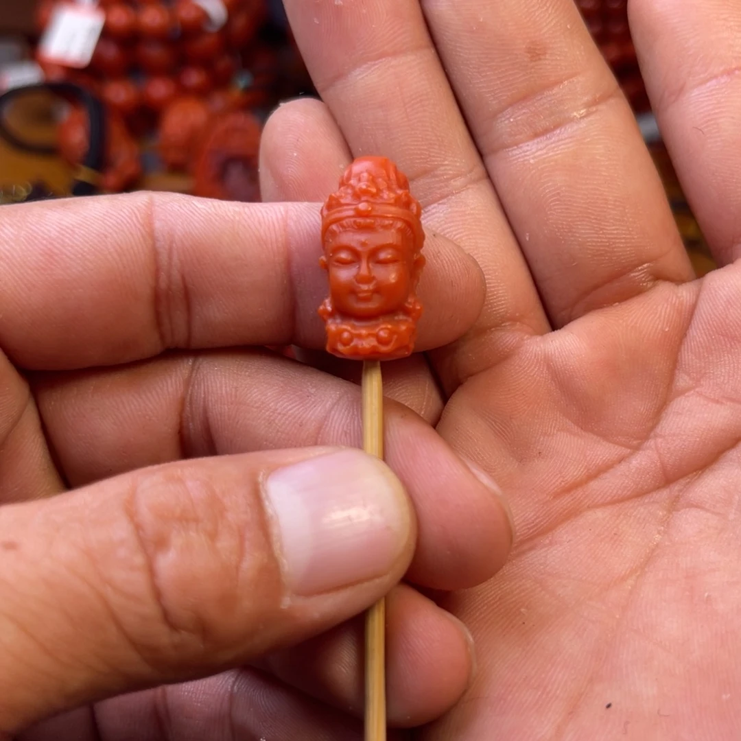 虎***爺南红玛瑙未镶嵌保山精工观音头