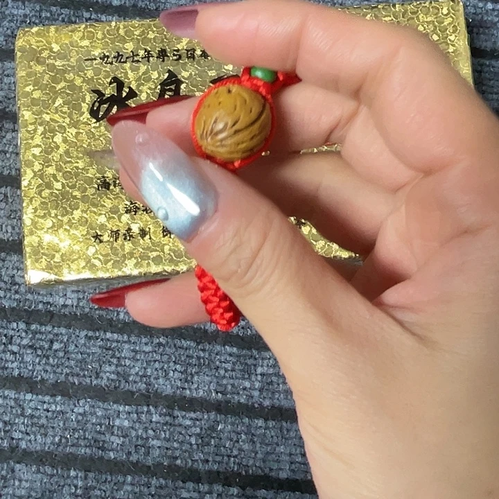 文玩核桃吊坠小桃核，转转链接……