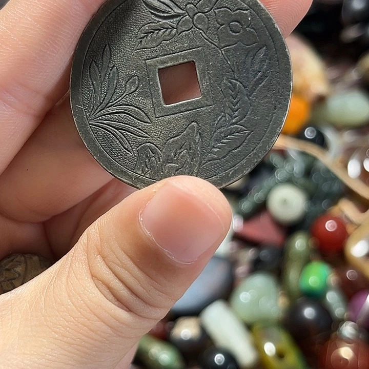 岁***烟瓷片小东西我要睡觉咯