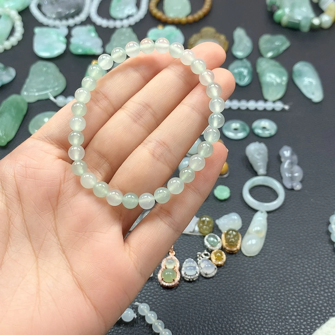 仙***了翡翠未镶嵌颈饰手串