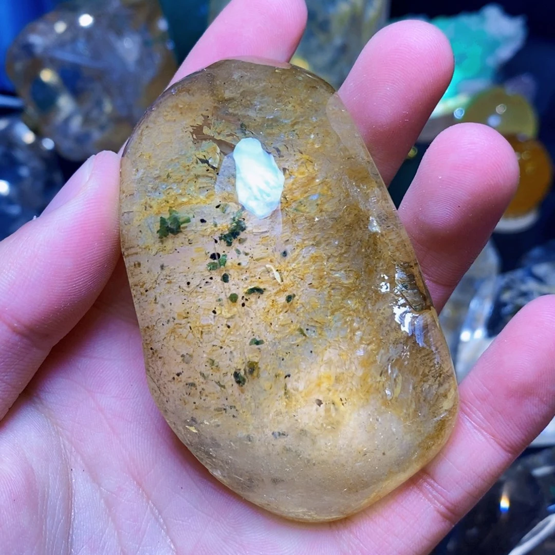 水晶天然绿云母水晶随形未镶嵌西***合