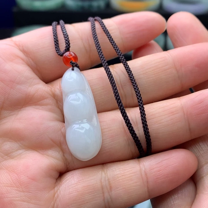 翡翠颈饰未镶嵌多样性