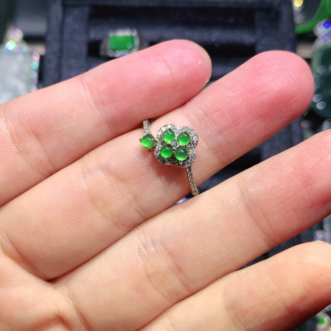 翡翠银S925镶嵌吊坠(赠链)