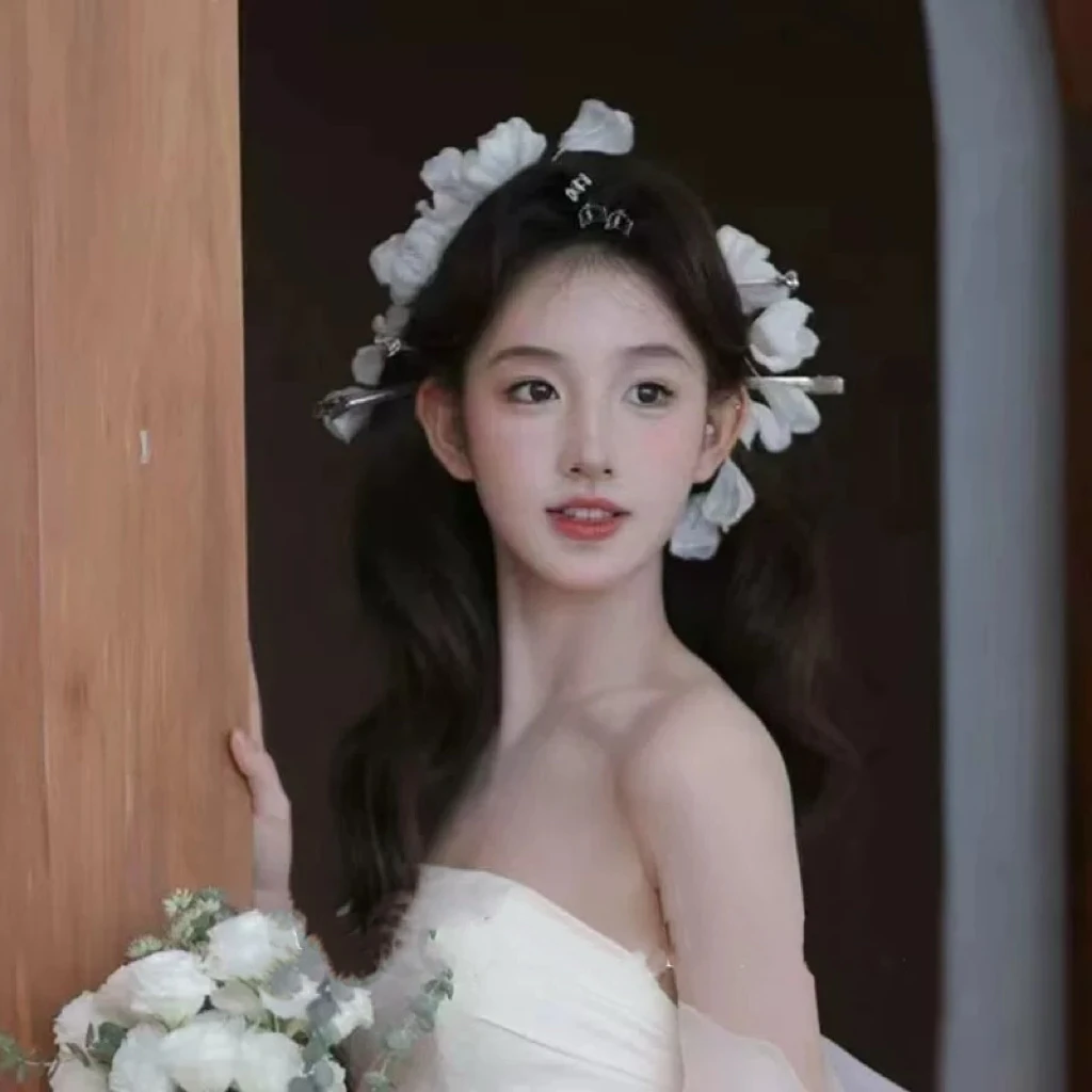 新款甜美森系新娘花朵盘发头花头饰绢纱仙美发饰唯美百搭跟妆婚饰