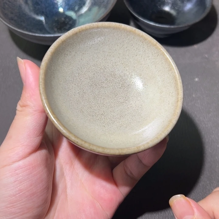 茶盏好吧那我们去找地方