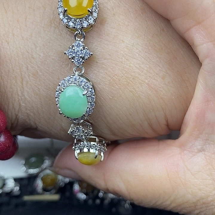 未镶嵌戒指翡翠?*姐缅甸