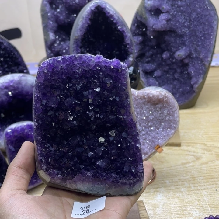未镶嵌大型摆件（非配饰）紫晶