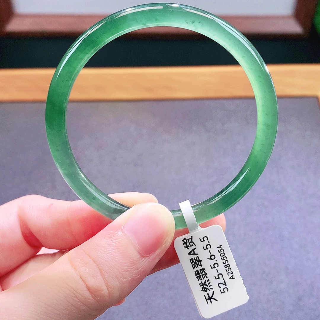 未镶嵌手镯翡翠天然翡翠