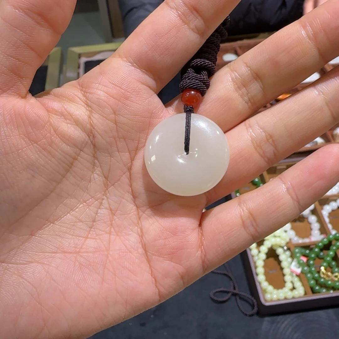 未镶嵌和田玉挂件