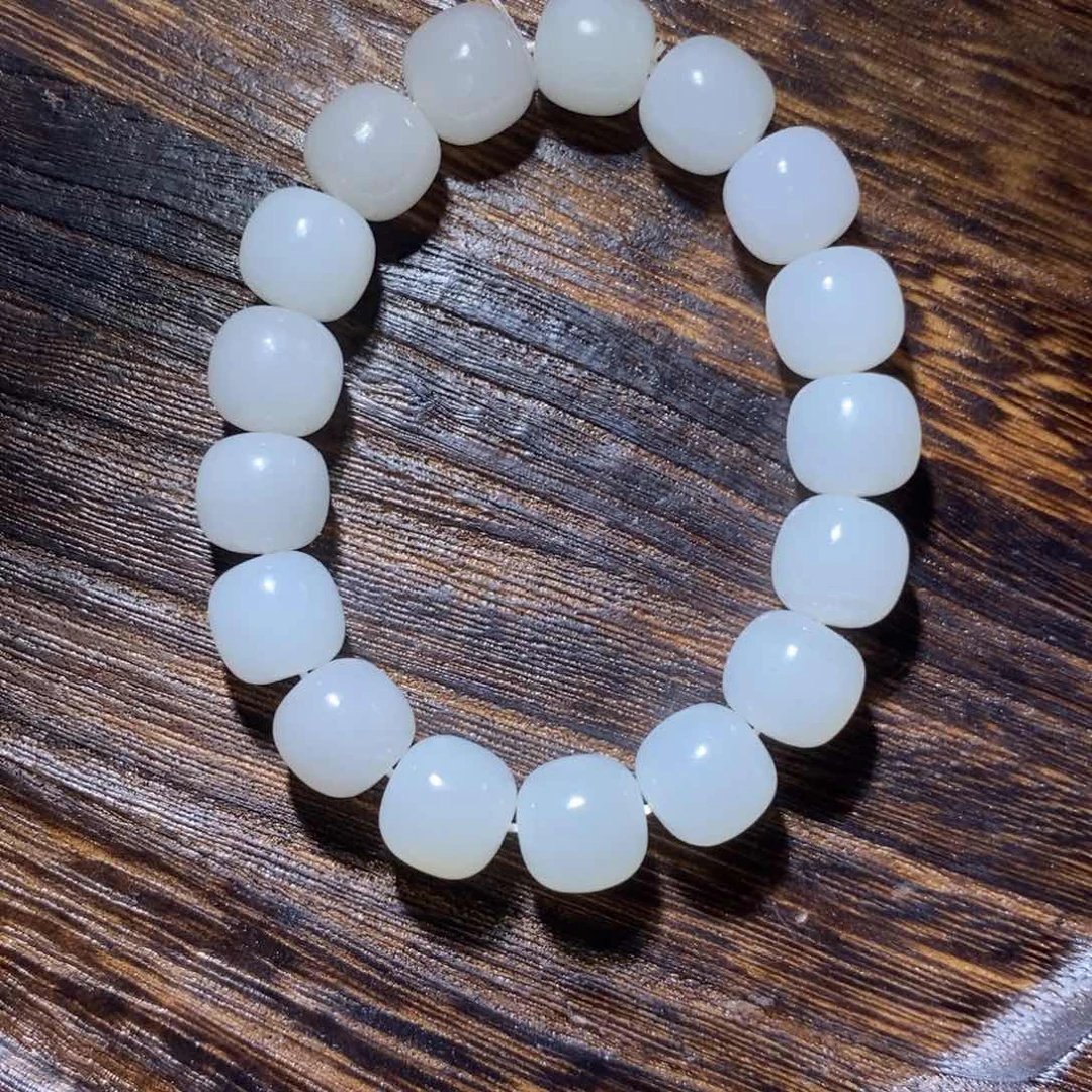 和田玉手串未镶嵌卡13老型微瑕