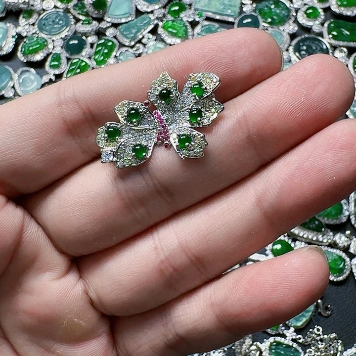 翡翠颈饰未镶嵌天然A货翡翠放漏