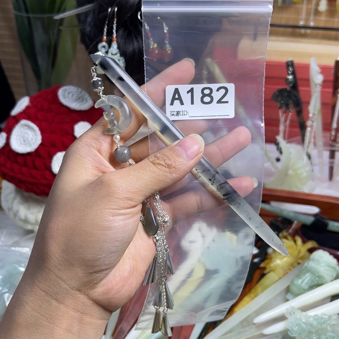 蛇纹石玉发饰未镶嵌桃***】