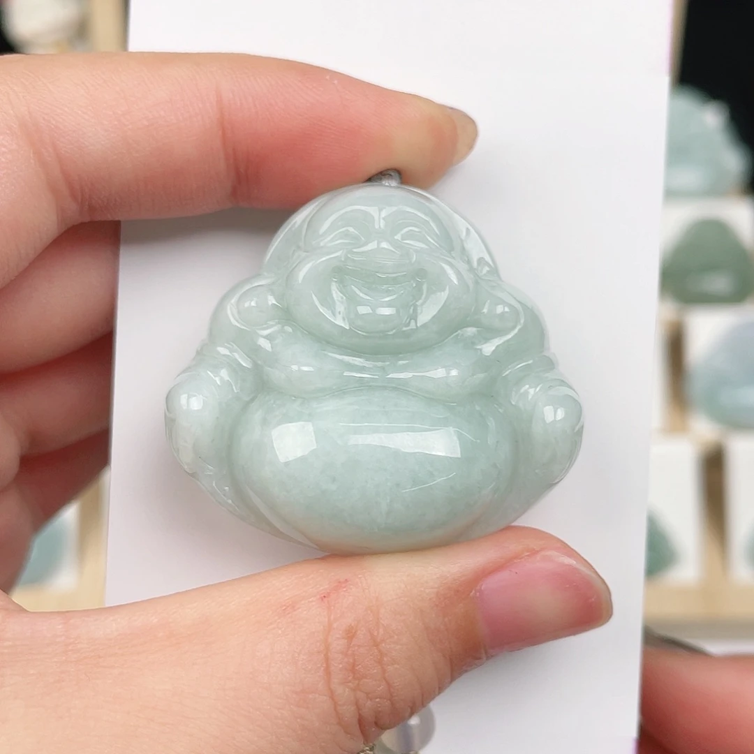 翡翠未镶嵌颈饰佛公