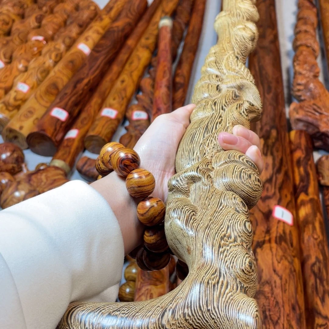 鸡翅木根*长度为88厘米