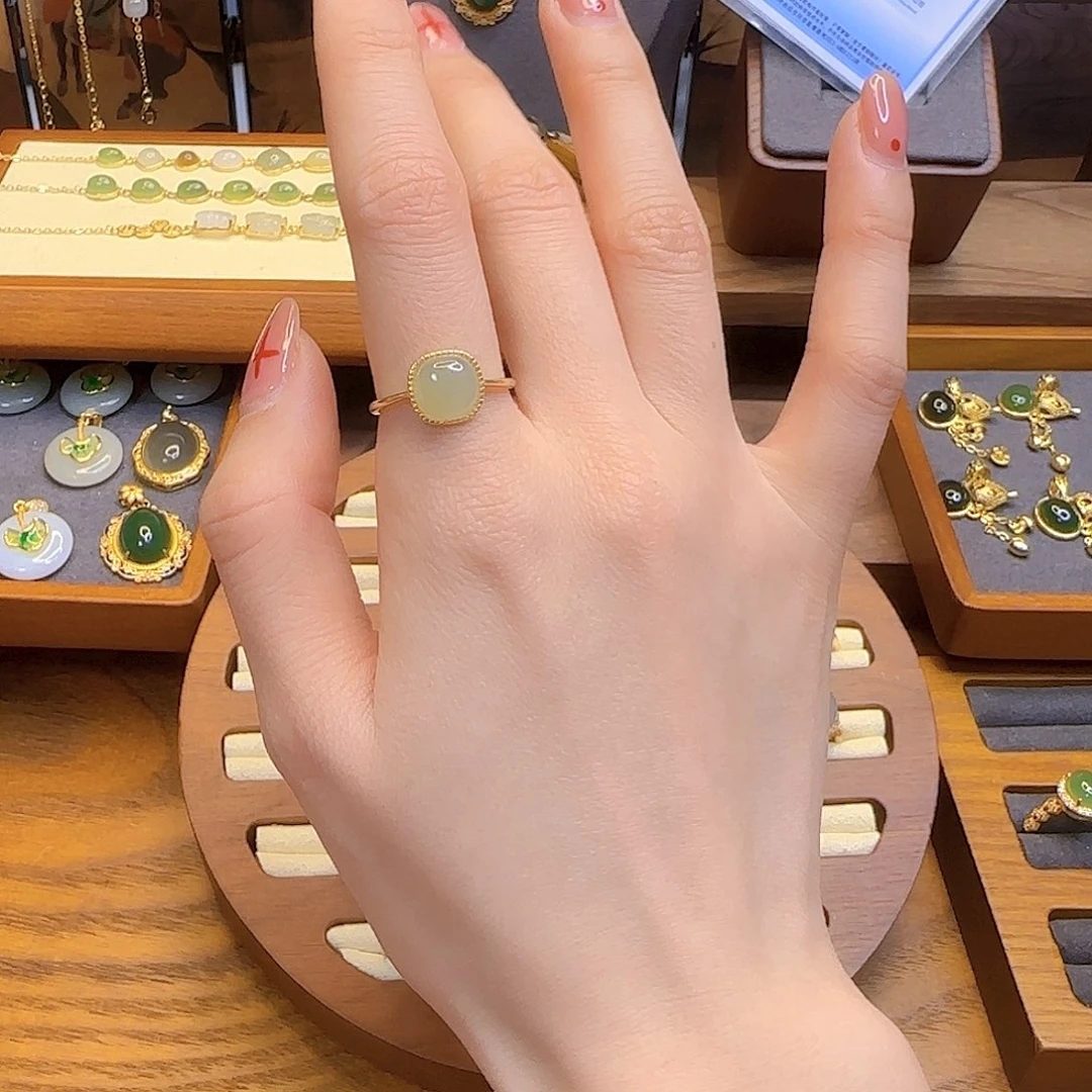 和田玉戒指银S925镀金镶嵌