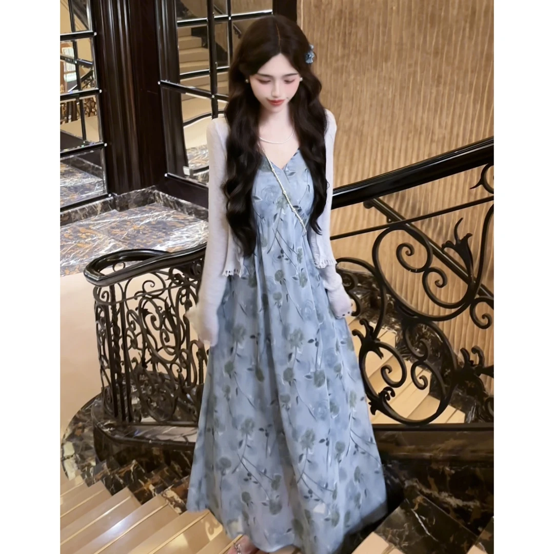 蓝色吊带连衣裙女夏季2025新款仙女气质修身显瘦收腰长款裙子7002