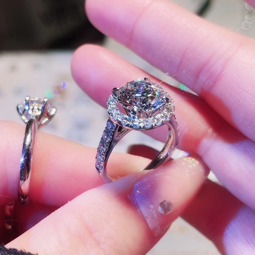 实验室培育钻石18K金镶嵌3.04F-G/VS，13