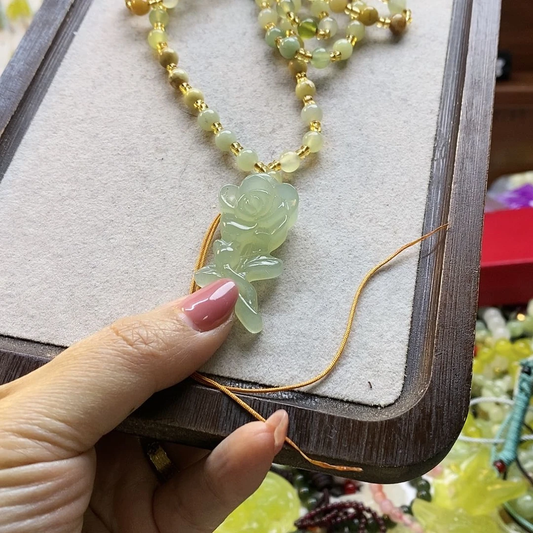 蛇纹石玉未镶嵌手镯L****7