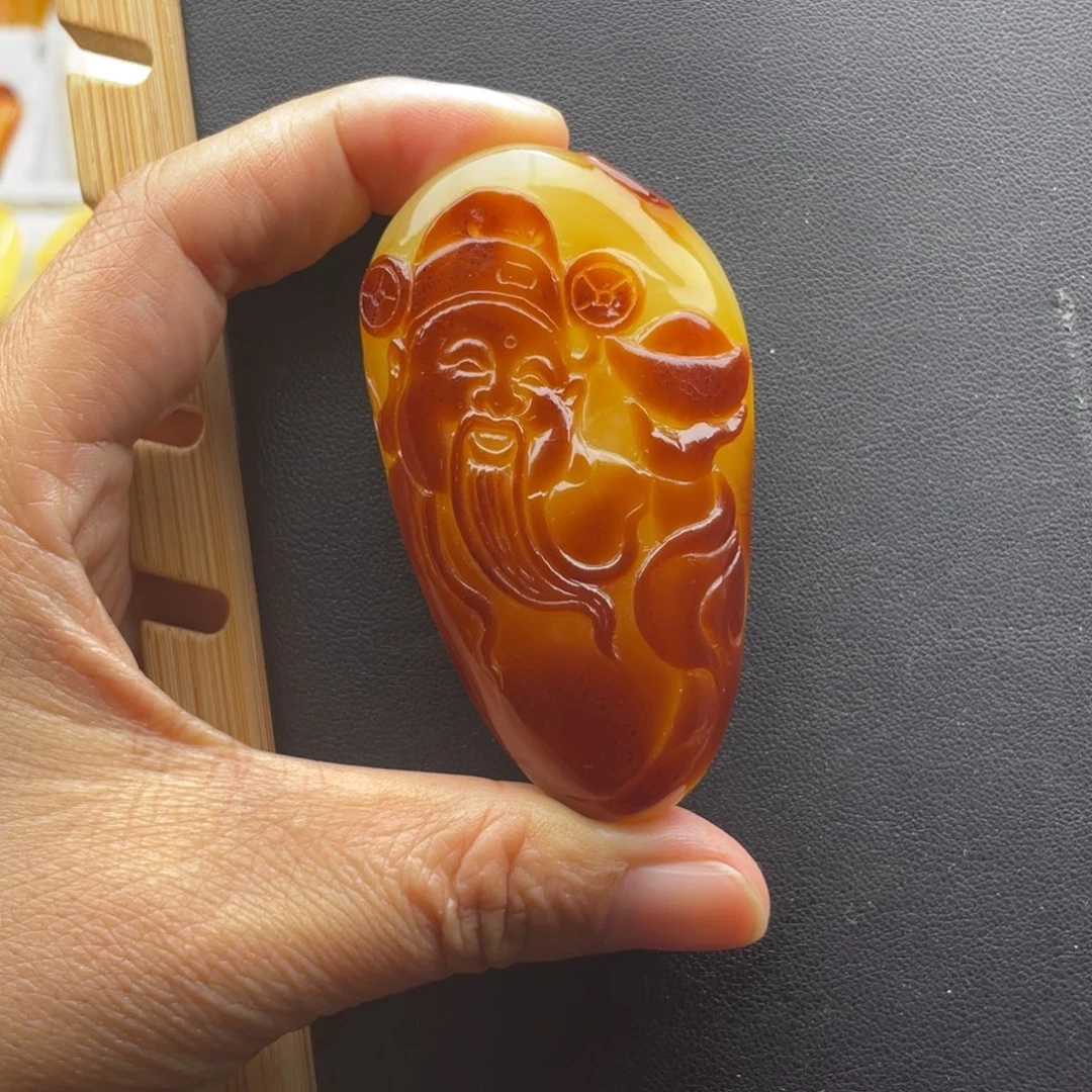 琥珀未镶嵌颈饰天然琥珀蜜蜡
