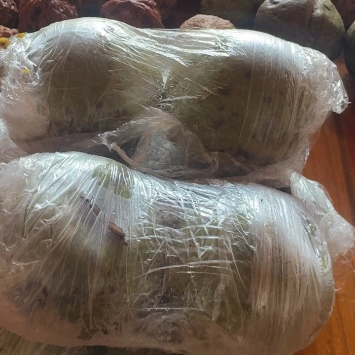 杨****文玩核桃吊坠核桃