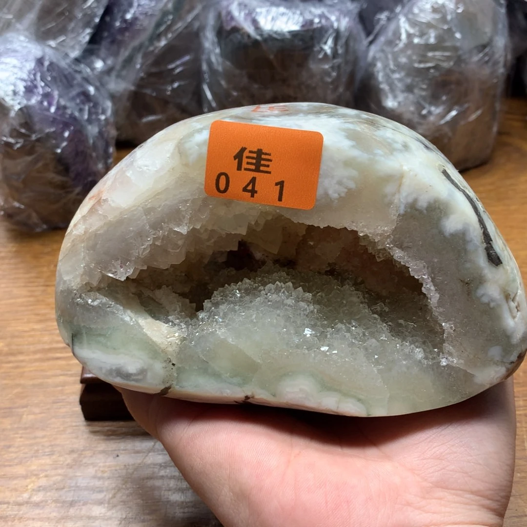 水晶大型摆件（非配饰）未镶嵌