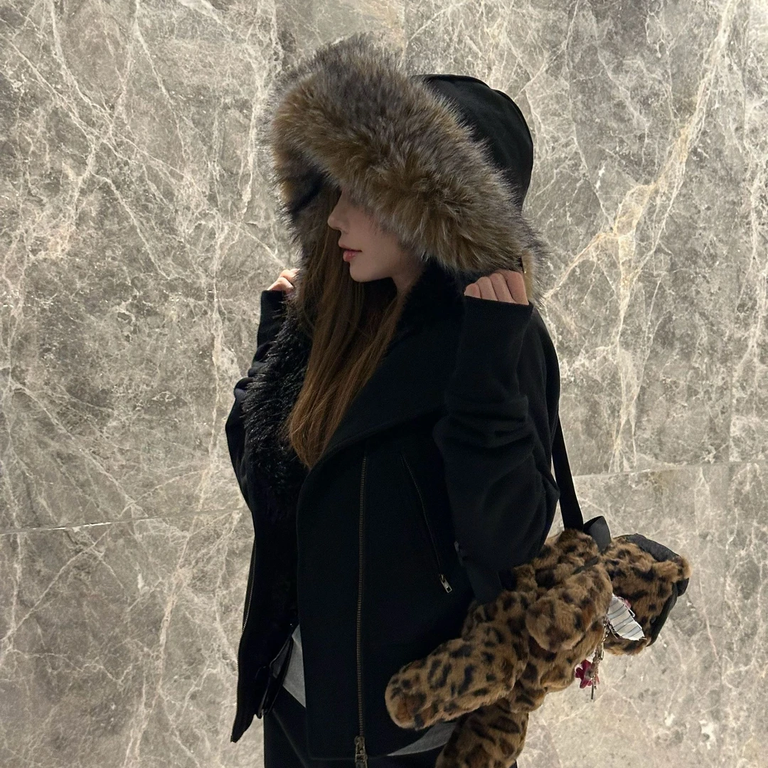 【艺艺推荐】【冰岛来信】秋冬新款重工内里满毛毛领立裁外套S143