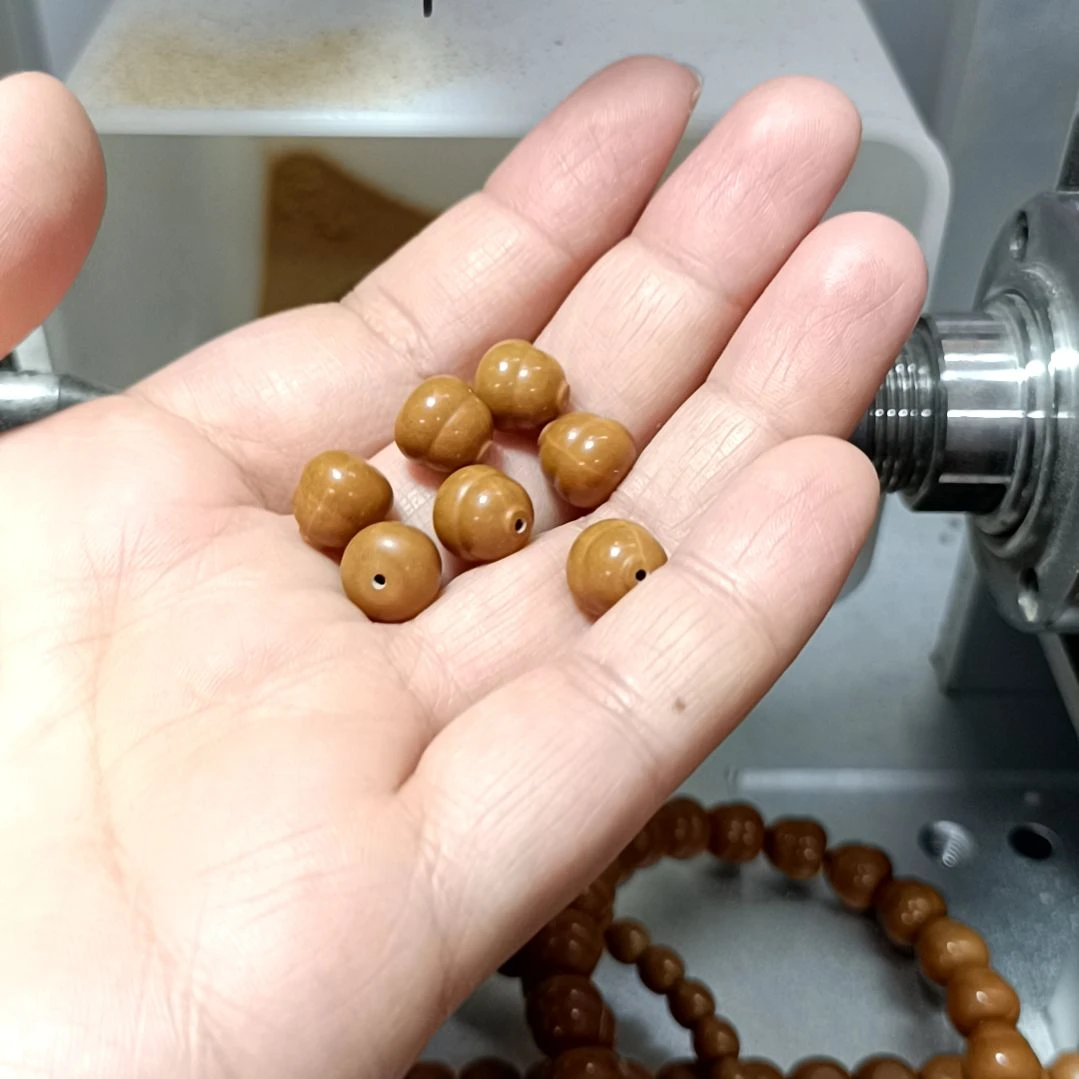 土***豆猴头核桃吊坠原皮原色葫芦