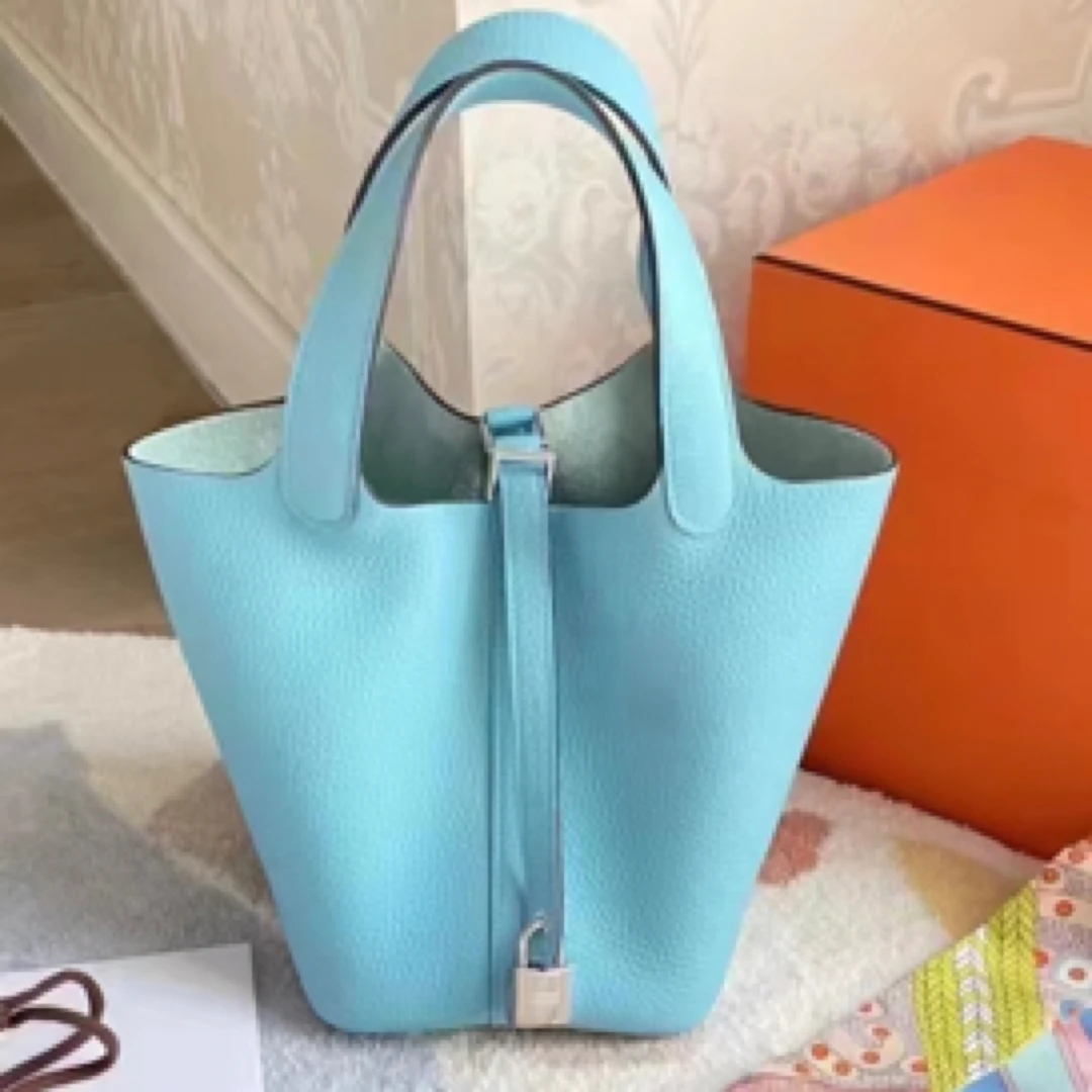 99新 Hermes/爱马仕 菜篮子18马卡龙蓝银扣t手提包
