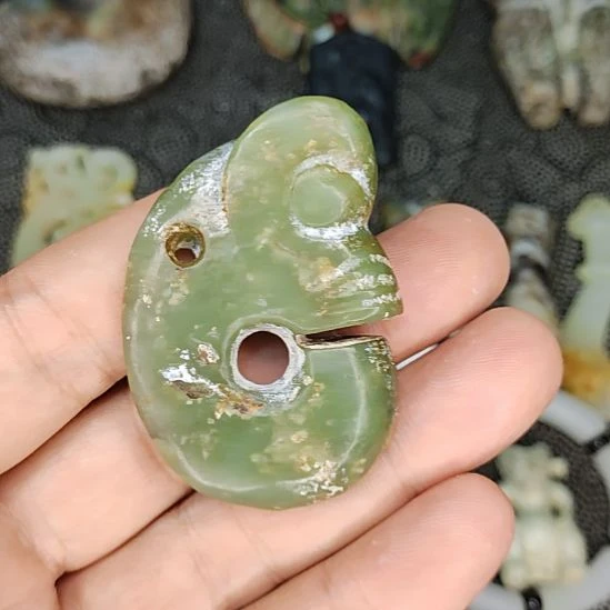 把件龙脊菩提物件优美，欢迎咨询