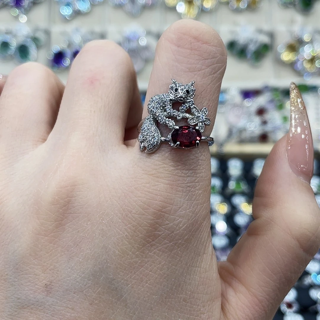 银S925镶嵌戒指石榴石戒指