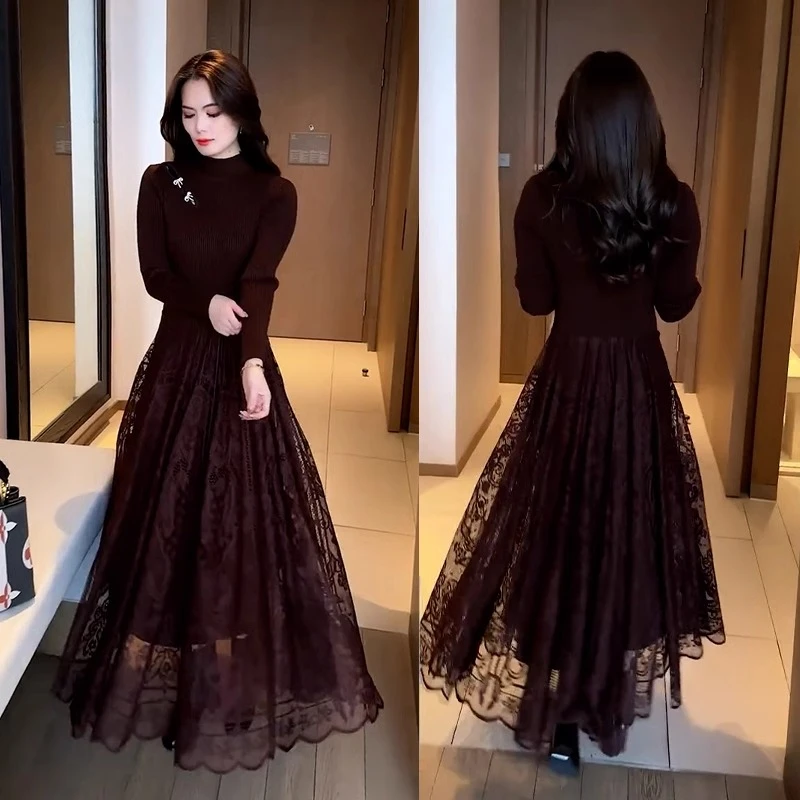 秋冬气质连衣裙2024新款小香风连身裙显瘦遮肚子蕾丝打底针织长裙