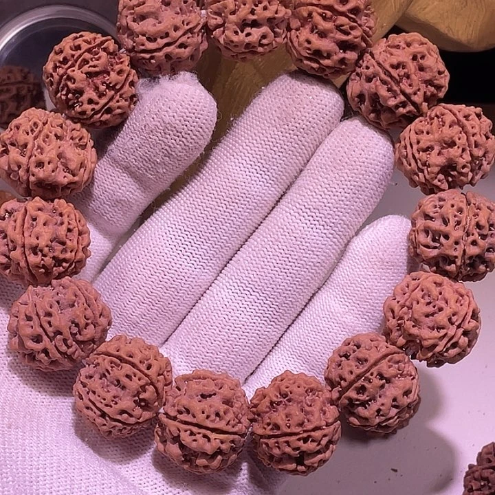 金刚菩提吊坠忘****季安娜细蜂窝21